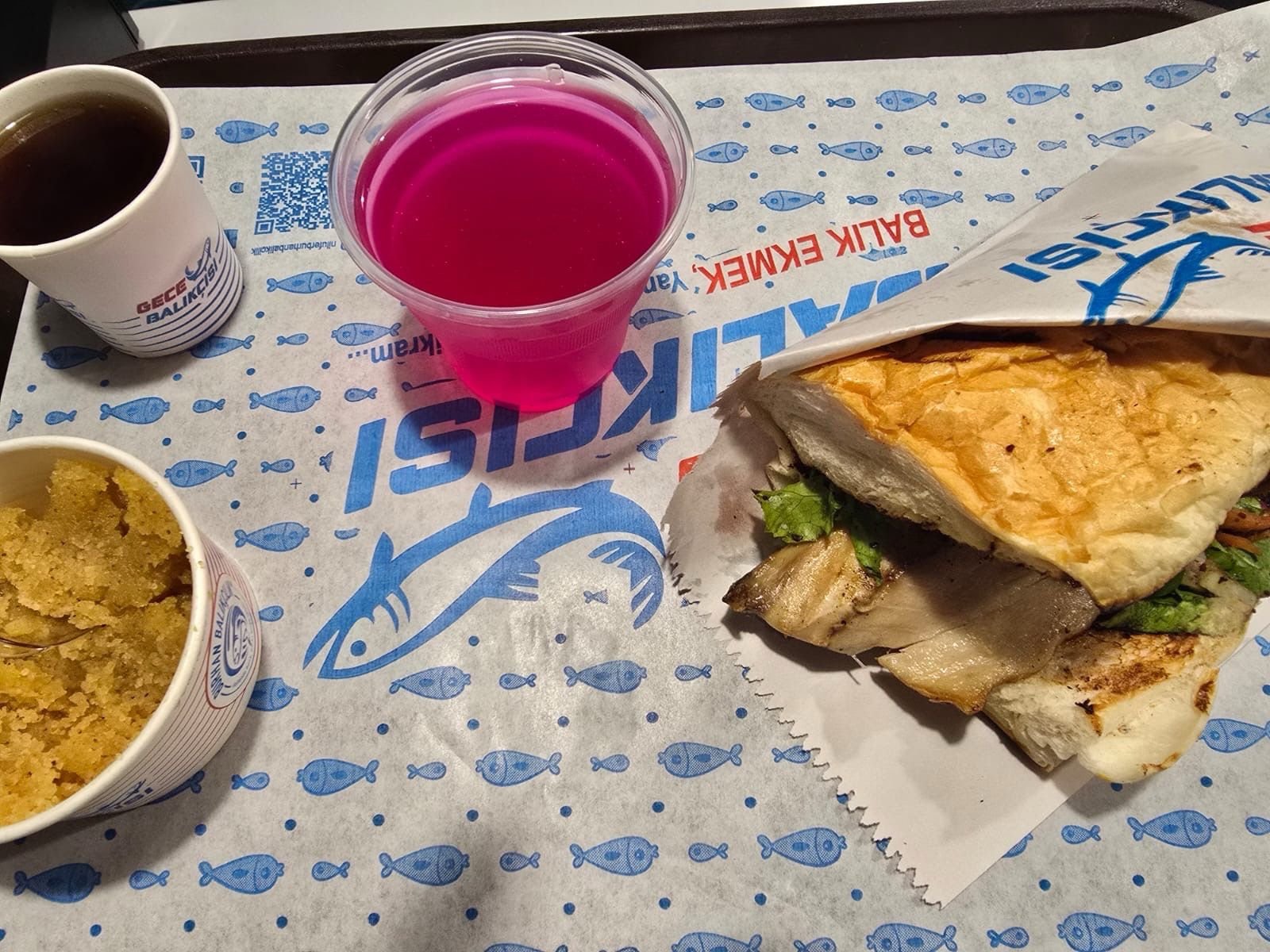 Ekmek Arası Uskumru